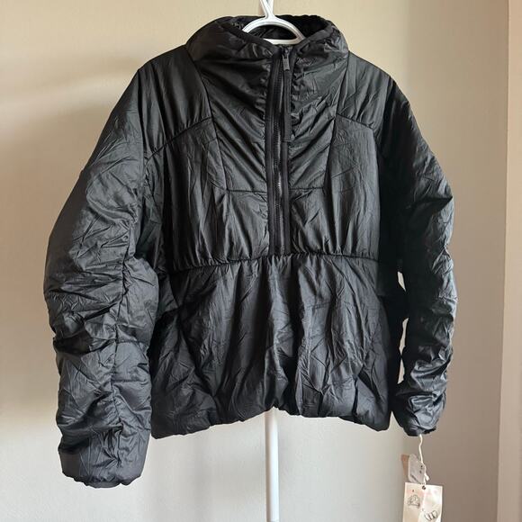 Free People Movement Layer Up Liner Jacket in Black NWT MSRP $198 - Picture 2 of 9